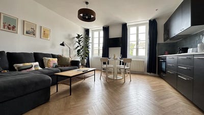 /international/fr/la-rochelle-franche-comte-310101248003/
