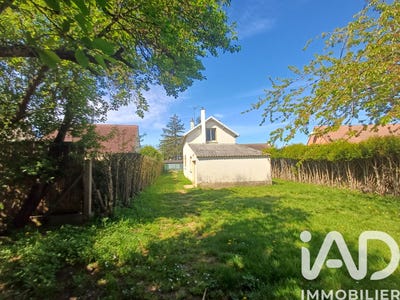 /international/fr/villeblevin-burgundy-310108863454/