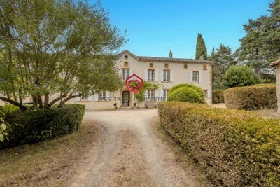 /international/fr/castelnaudary-languedoc-roussillon-310103588385/