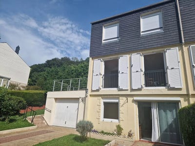 /international/fr/lillebonne-upper-normandy-310109019620/?lang=th