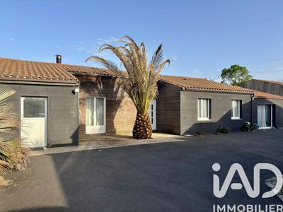 /international/fr/angliers-charente-310107579624/
