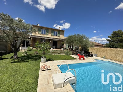 /international/fr/monteux-provence-alpes-cote-d-azur-310101131970/?lang=en