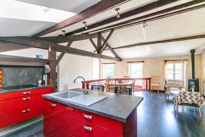 /international/fr/chaniers-charente-310108997239/?lang=id