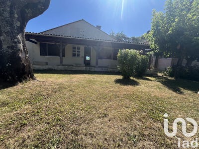 /international/fr/la-force-languedoc-roussillon-310100886728/