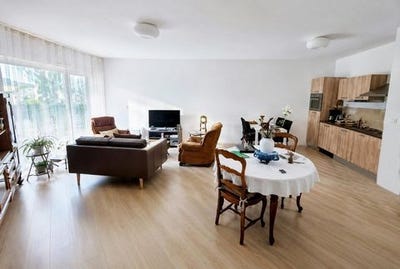 /international/fr/reze-pays-de-la-loire-310108811557/