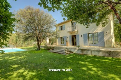 /international/fr/eguilles-provence-alpes-cote-d-azur-310100641023/?lang=it