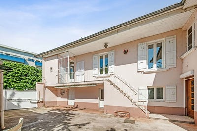 /international/fr/chalon-sur-saone-burgundy-310107708950/