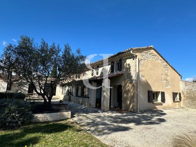 /international/fr/vaison-la-romaine-provence-alpes-cote-d-azur-310108788893/