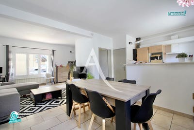 /international/fr/lattes-languedoc-roussillon-310109502335/
