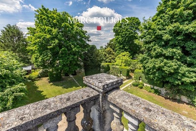 /international/fr/chantilly-picardie-310107294703/