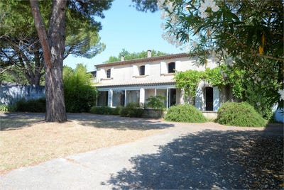 /international/fr/montboucher-sur-jabron-rhone-310100659555/?lang=zh-cn