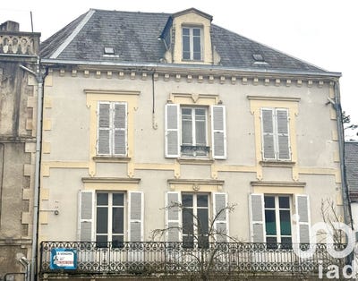 /international/fr/bourbon-lancy-burgundy-310106513273/