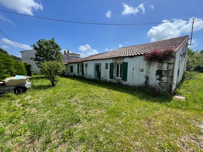 /international/fr/saint-agnant-charente-310108776963/?lang=th