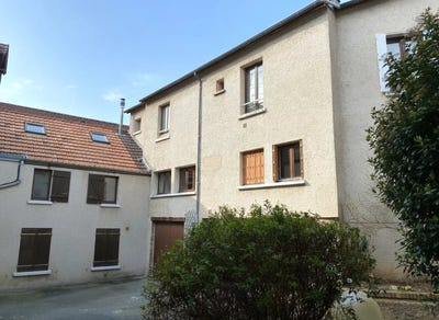/international/fr/neauphle-le-chateau-ile-de-france-310106939134/