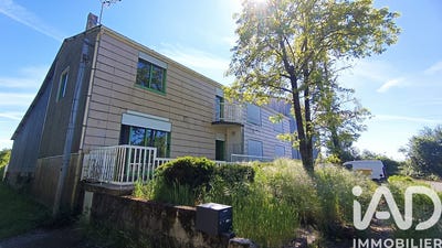 /international/fr/saint-sauvant-charente-310105430878/