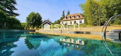/international/fr/coly-saint-amand-aquitaine-310100861482/