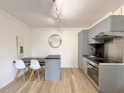 /international/fr/etrembieres-rhone-310105335492/