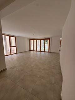 /international/fr/villeneuve-les-avignon-languedoc-roussillon-310108184265/