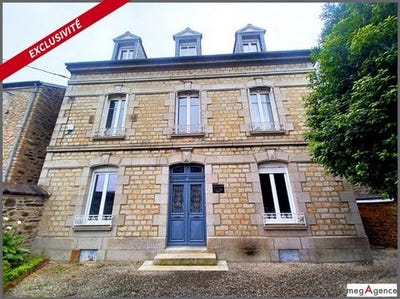 /international/fr/fougeres-brittany-310108731948/