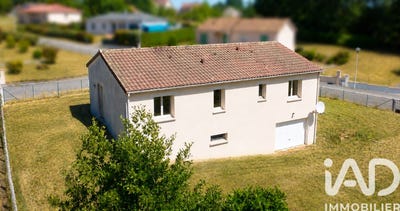 /international/fr/chalus-auvergne-310108863200/?lang=pt