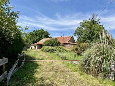 /international/fr/savigny-sur-seille-burgundy-310098735656/