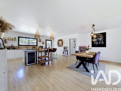 /international/fr/salles-charente-310107588421/