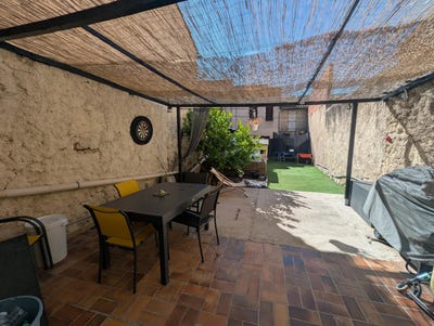 /international/fr/puisserguier-languedoc-roussillon-310100992408/
