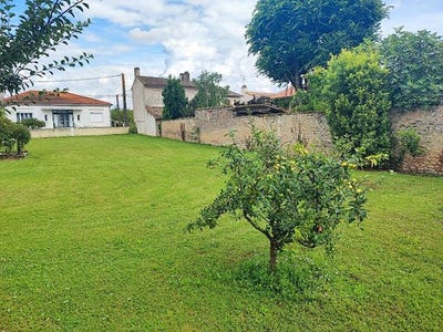 /international/fr/saint-maixent-l-ecole-charente-310100572176/