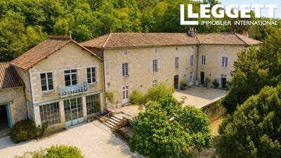 /international/fr/civray-centre-val-de-loire-310119477548/