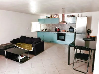 /international/fr/paulhan-languedoc-roussillon-310107949046/