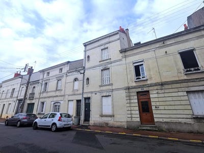 /international/fr/saumur-pays-de-la-loire-310101375266/?lang=en