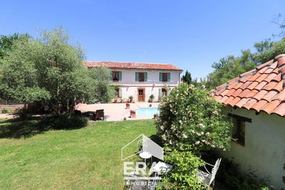 /international/fr/la-magdelaine-sur-tarn-midi-pyrenees-310099712671/