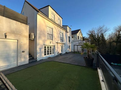 /international/fr/saint-fargeau-ponthierry-ile-de-france-310098902225/