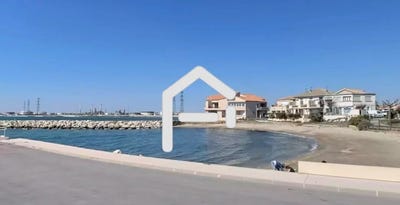 /international/fr/fos-sur-mer-languedoc-roussillon-310103771391/