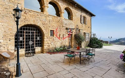 /international/fr/ville-sur-jarnioux-rhone-310099651881/