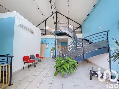 /international/fr/cour-cheverny-centre-val-de-loire-310100556240/?lang=zh-tw
