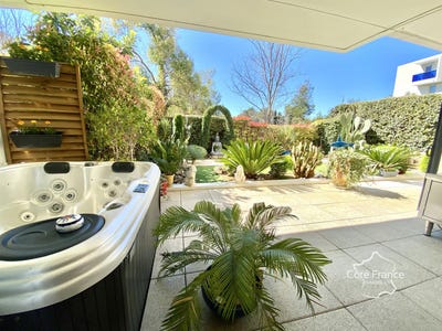 /international/fr/montpellier-languedoc-roussillon-310098640064/