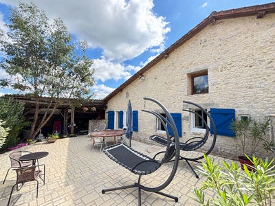/international/fr/champagne-mouton-charente-310108210086/