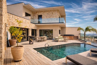 /international/fr/narbonne-languedoc-roussillon-310108633890/
