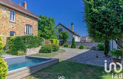 /international/fr/villennes-sur-seine-ile-de-france-310100543559/?lang=it