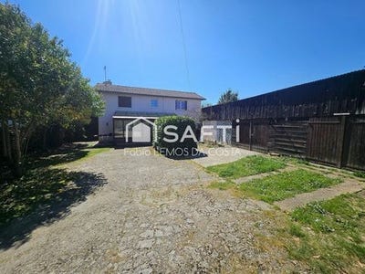 /international/fr/gondrin-midi-pyrenees-310108459344/