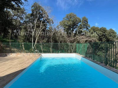 /international/fr/grimaud-provence-alpes-cote-d-azur-310109100403/