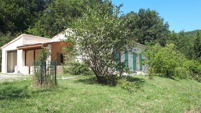 /international/fr/limoux-languedoc-roussillon-310098743853/