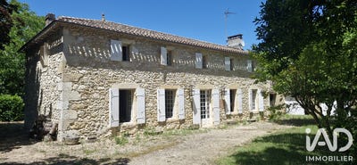/international/fr/gensac-charente-310108949273/