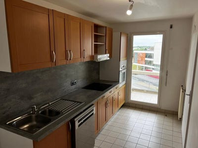 /international/fr/montigny-le-bretonneux-ile-de-france-310100961262/?lang=zh-cn