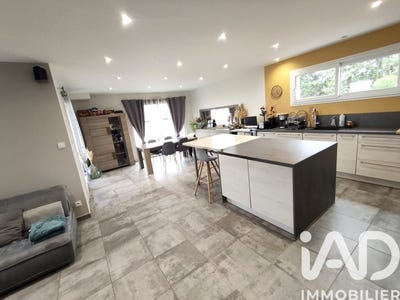 /international/fr/pradines-limousin-310108599619/
