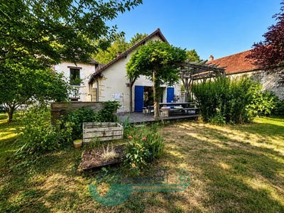 /international/fr/poilly-sur-tholon-burgundy-310109926086/