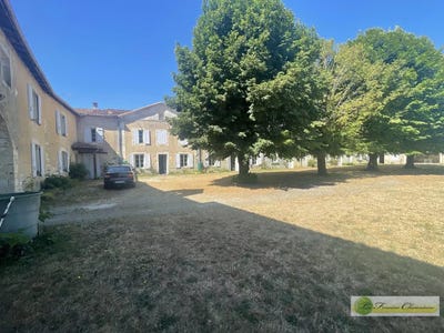 /international/fr/aigre-charente-310103223162/