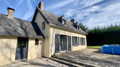 /international/fr/saint-georges-buttavent-pays-de-la-loire-310102673857/