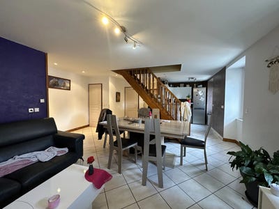 /international/fr/saint-etienne-de-cuines-rhone-310100936907/